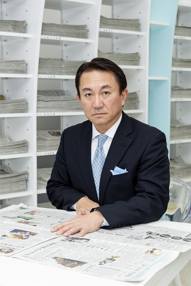代表取締役社長 麻生 康式